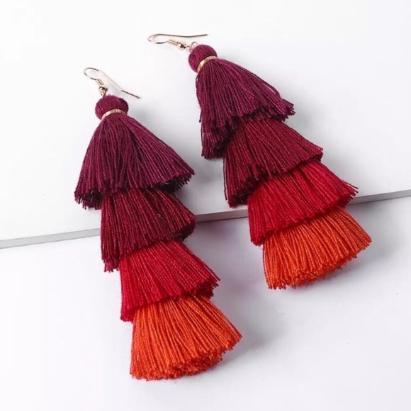 Silk Filigree Ombré Tassel Earrings! - Picture 6 of 6